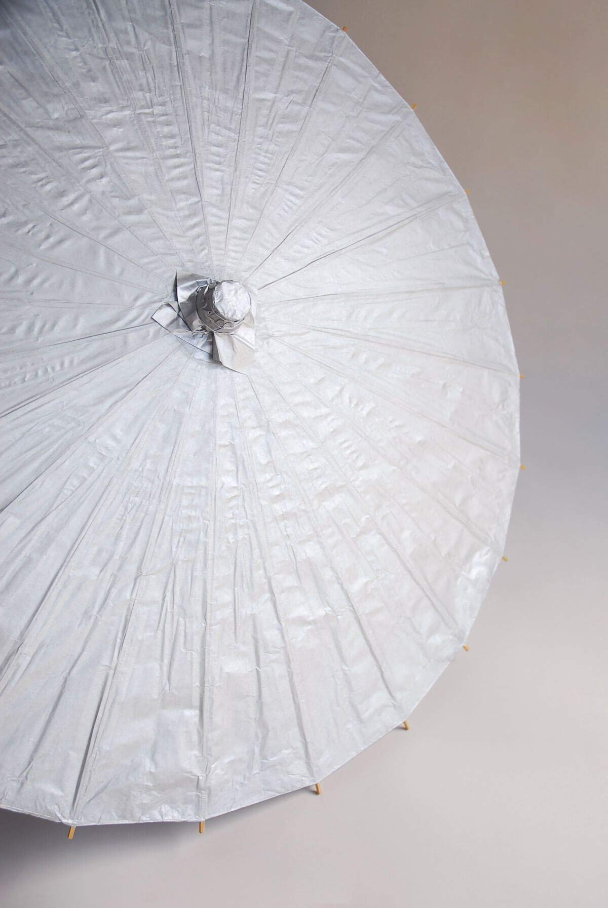 Silver 32-inch Japanese Paper Parasol Umbrella - Traditional Handmade Decorative Umbrella for Wedding, Photo Shoot, and Garden Party Decorations