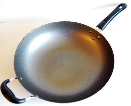 13.5 Inch Iron Wok with Stainless Steel Lid - Flat Bottom Stir Fry Pan for Gas & Induction Stoves - Perfect for Asian Cooking, Sautéing & Deep Frying