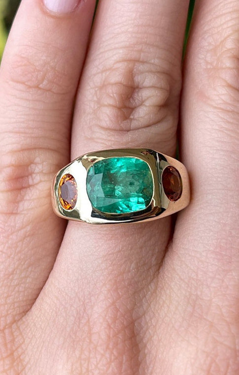 7.05tcw 14K Gold Three Stone Cushion Cut Emerald & Oval Orange Sapphire Gypsy Ring for Women – Elegant Vintage Jewelry for Engagement, Wedding & Special Occasions