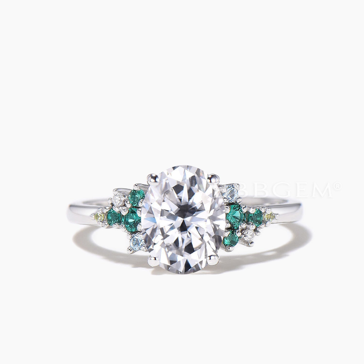 Oval Cut Lab Grown Diamond Engagement Ring with IGI Certification - Cluster Emerald Diamond Wedding Ring for Brides, Anniversary Gifts & Special Occasions