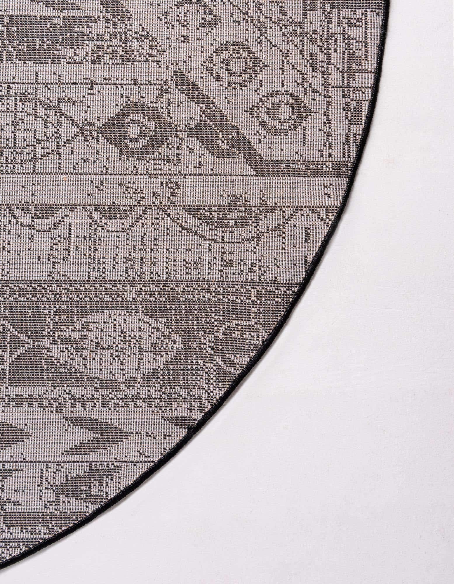 Unique Loom Portland Collection Round Area Rug - 7'1