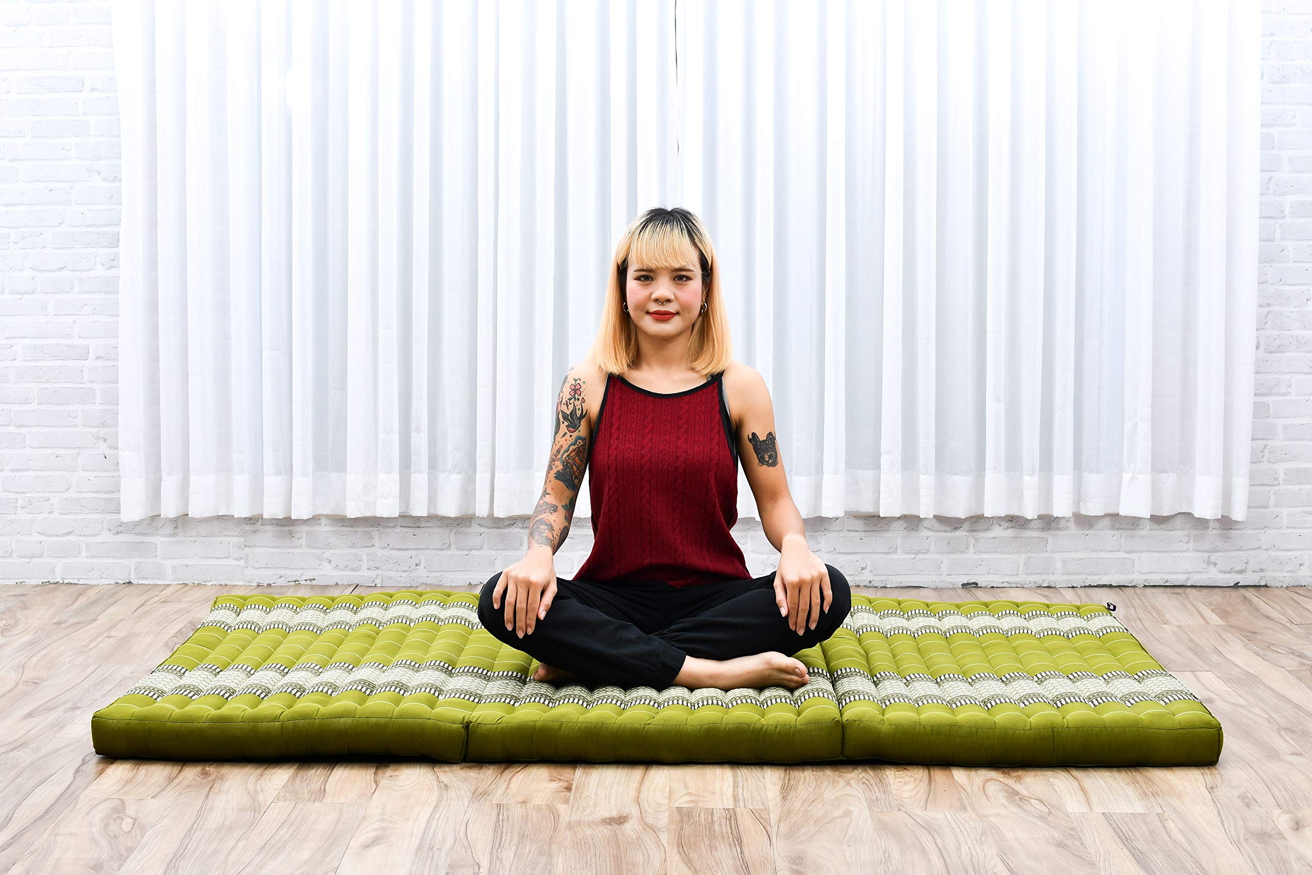 Premium Leewadee Trifold Mattress XL - Ultra Comfortable Thai Massage Pad, Foldable Floor Mattress with Natural Kapok Filling, 79 x 39 Inch Green Sleeping Mat for Yoga, Meditation, Guest Bed & Home Relaxation