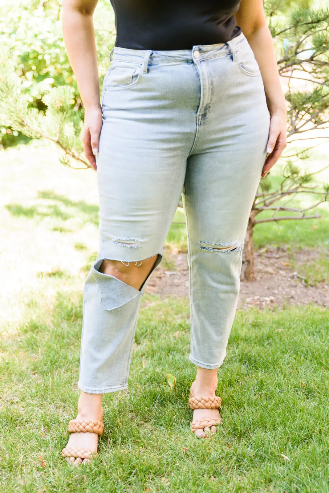 Good Karma Light Wash Distressed Jeans for Women - Vintage Ripped Denim Pants, High Waist Skinny Jeans - Perfect for Casual Outfits, Streetwear & Everyday Wear