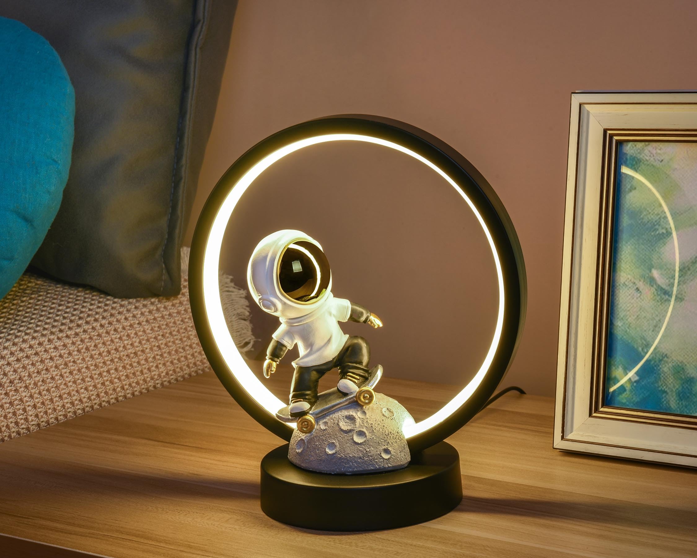 Astronaut Night Light for Kids & Adults - USB-Powered LED Bedside Lamp for Bedroom, Nursery & Living Room | Perfect Birthday & Christmas Gift for Space Lovers | Creates Soothing Ambiance for Nighttime Reading & Relaxation