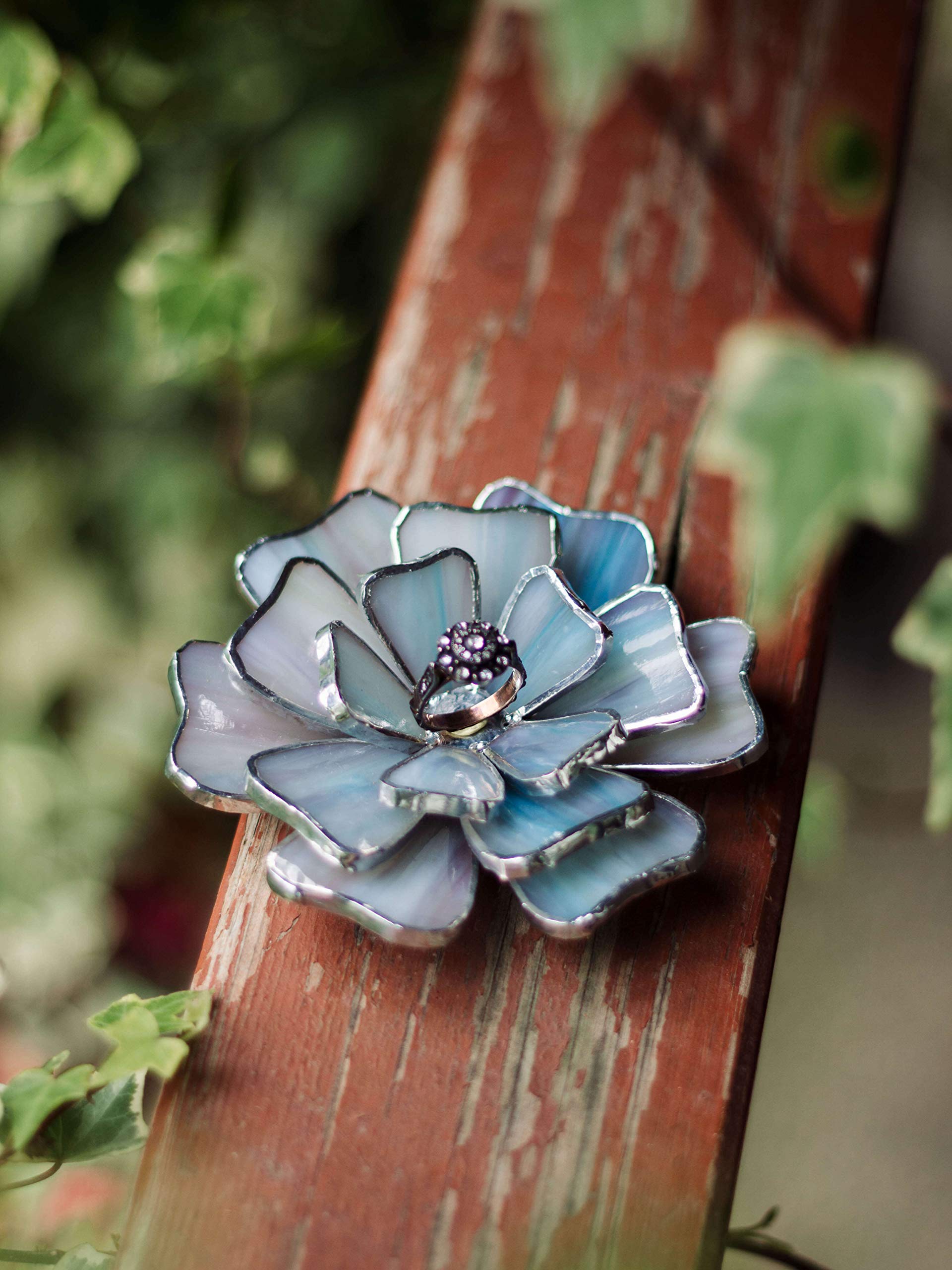 Elegant Marbled Opalescent Glass Ring Dish - Floral Jewelry Holder for Wedding, Engagement & Anniversary Gifts | Perfect for Valentine's Day, Bridal Showers & Home Decor