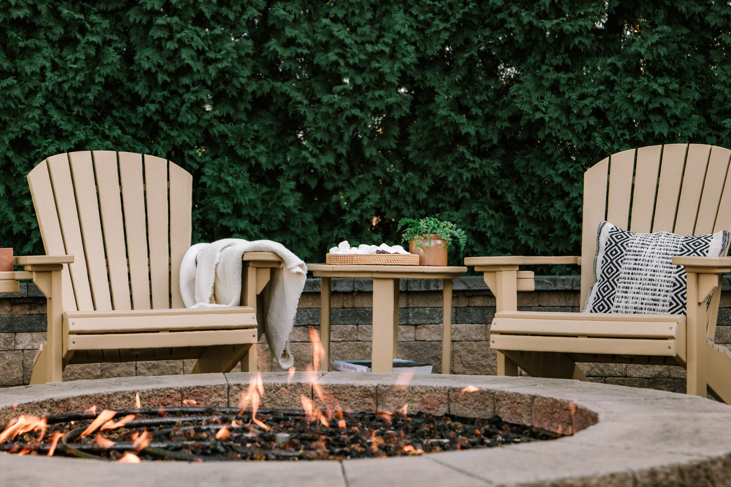Premium Classic Adirondack Chair - Outdoor Patio Furniture, All-Weather Resin, Comfortable Backyard Seating - Perfect for Garden, Poolside, Deck & Porch Relaxation