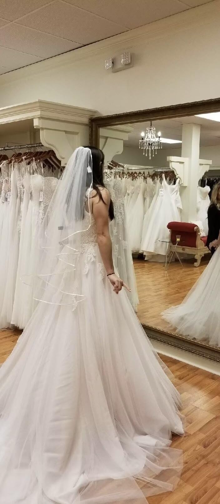 Elegant Dymaisei Women's V-Neck Boho Wedding Dress with Lace Applique - Perfect for Brides, Beach Weddings & Boho-Themed Ceremonies