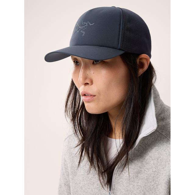 Stylish Bird Print Curved Brim Trucker Hat for Men & Women - Outdoor Activities, Hiking, Fishing, and Casual Wear
