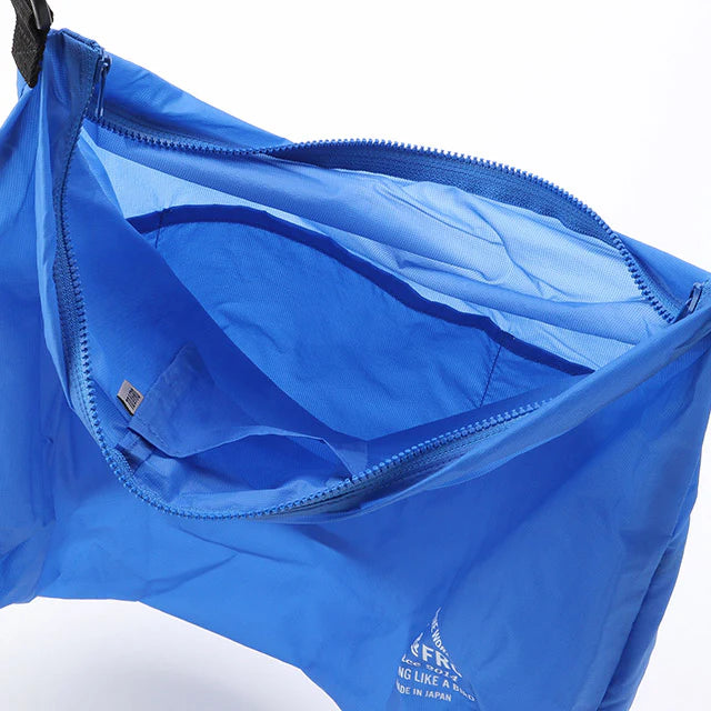 TO&FRO ULTIMATE LIGHTWEIGHT SHOULDER BAG - Waterproof Crossbody Purse for Women, Travel & Everyday Use | Compact & Stylish in Blue