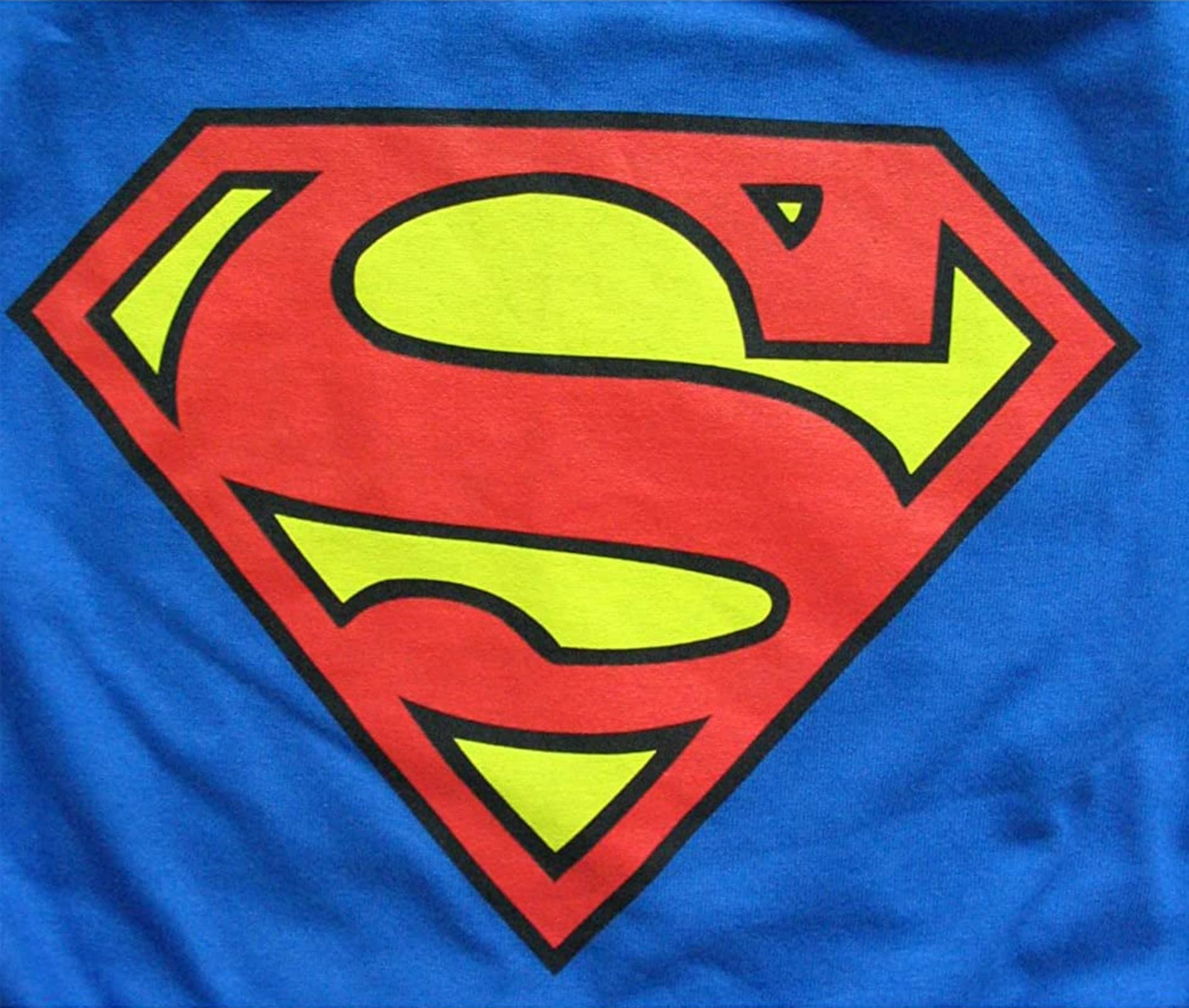 **Men's Superman Classic Logo T-Shirt - 100% Cotton Superhero Graphic Tee | Official DC Comics Merchandise | Perfect Gift for Fans | Cosplay, Comic Con & Halloween Costume | Casual Wear for Movie Nights, Birthday Parties & Superhero-Themed Events | Great for Comic Book Stores, Fan Meetups & Everyday Outfits**