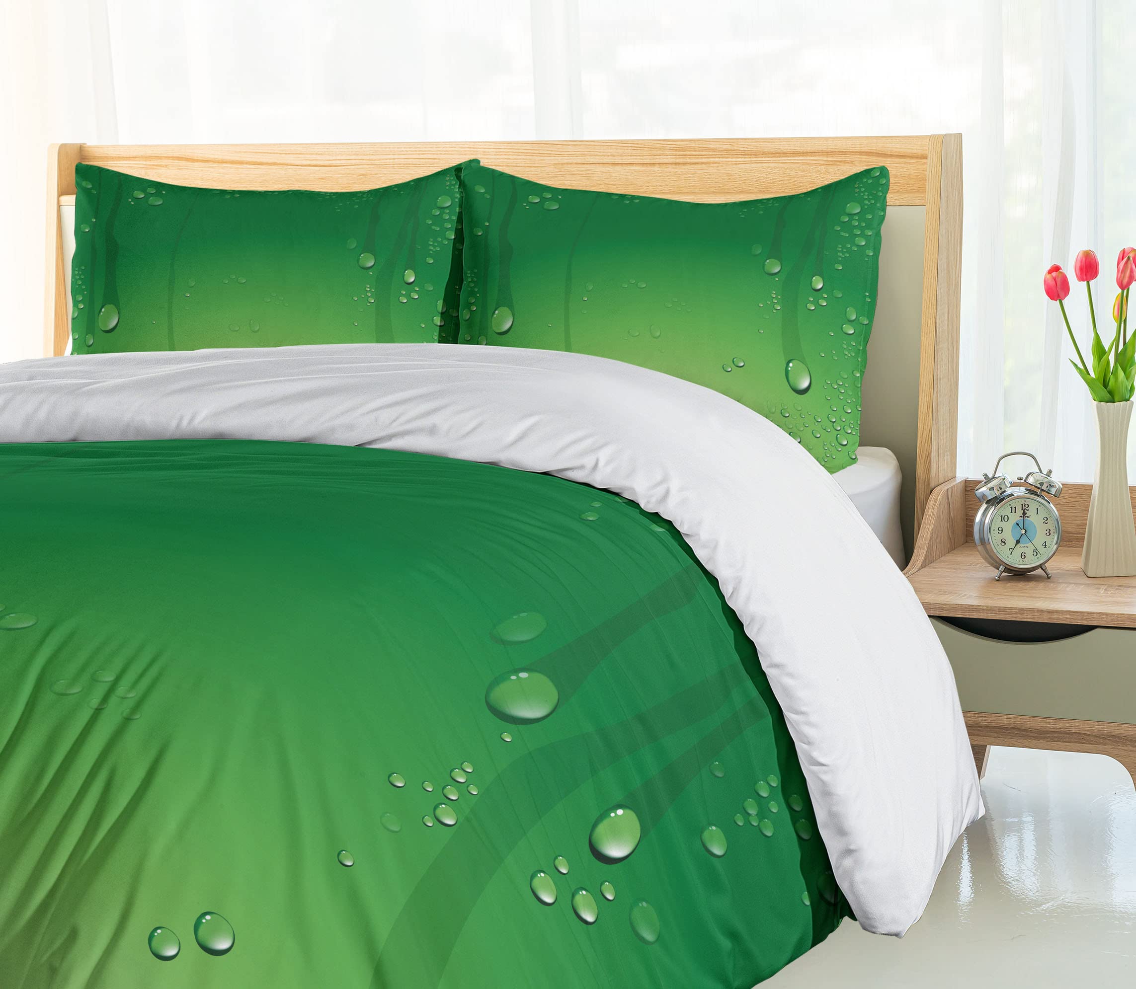 Ambesonne Green Duvet Cover Set - Abstract Water Drop Art Design | 3-Piece California King Bedding with 2 Pillow Shams in Fern & Apple Green | Perfect for Modern Bedrooms, Guest Rooms & Home Decor