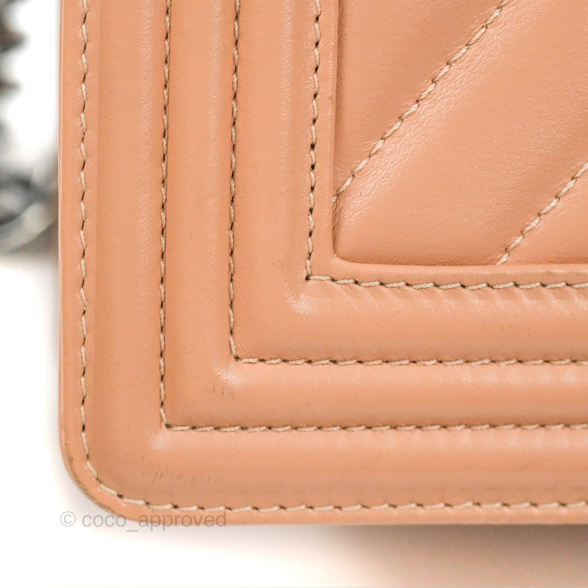 Chanel Chevron & Quilted Medium Boy Bag in Beige Calfskin with Gun Metal Hardware - Luxury Crossbody Bag for Women, Perfect for Date Night & Evening Events