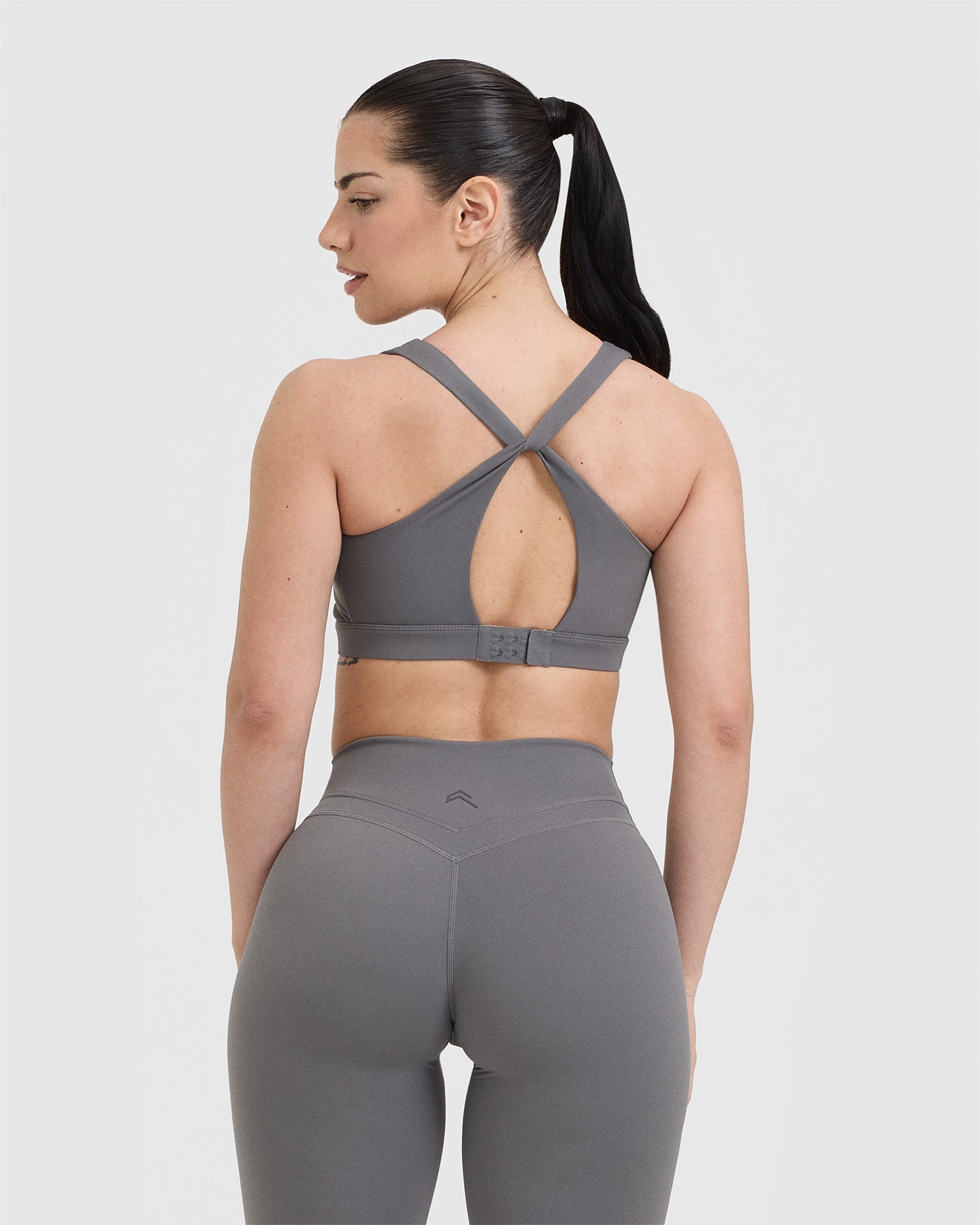 High Support Seamless Sports Bra for Women - Breathable & Comfortable Workout Top in Ash Grey | Perfect for Yoga, Running & Gym