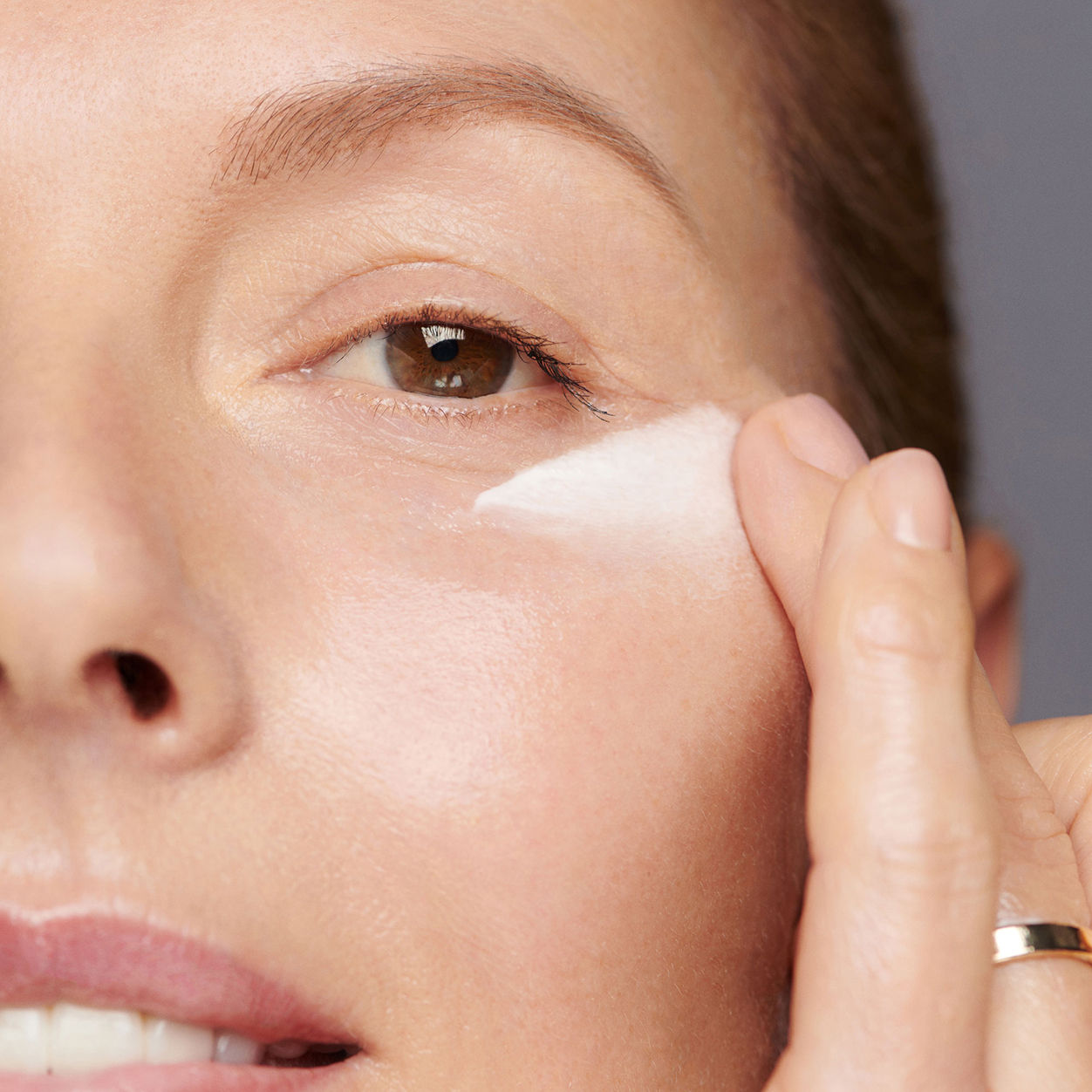 Extra Repair Eye Cream Intense - Dark Circle & Wrinkle Treatment for Brightening & Anti-Aging - Perfect for Night & Day Use