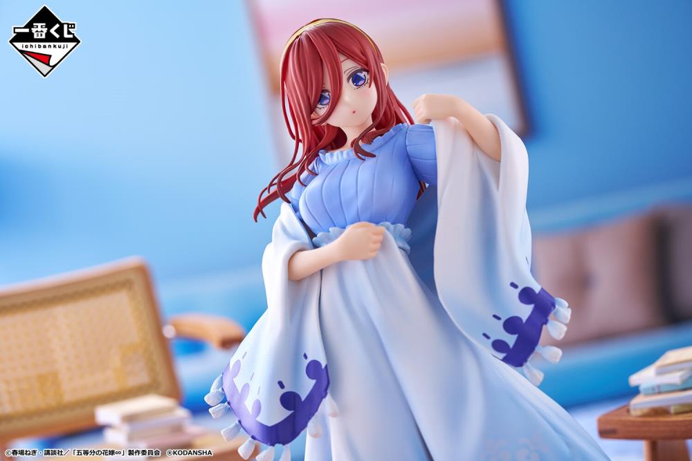 Bandai Ichibansho The Quintessential Quintuplets Miku Nakano Loungewear Ver. Anime Figure - Perfect for Anime Collections, Room Decor, and Otaku Gifts
