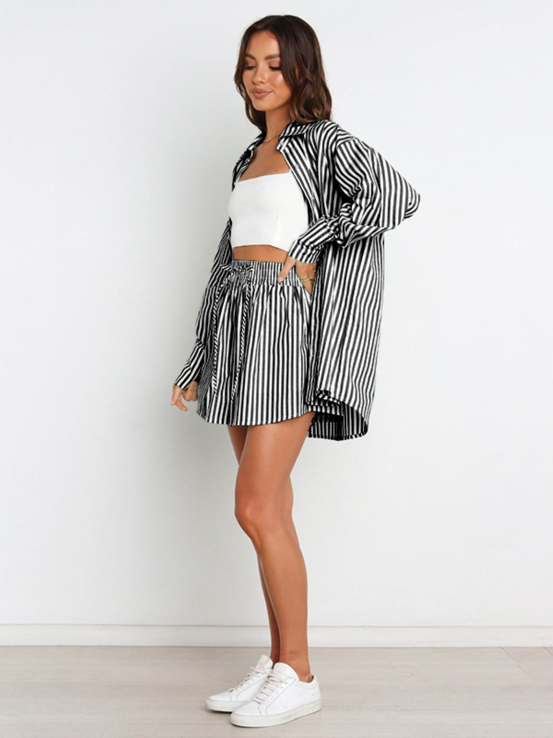 Trendy Striped Dropped Shoulder T-Shirt & Shorts Set for Women - Casual Summer Outfit for Beach, Vacation, and Streetwear