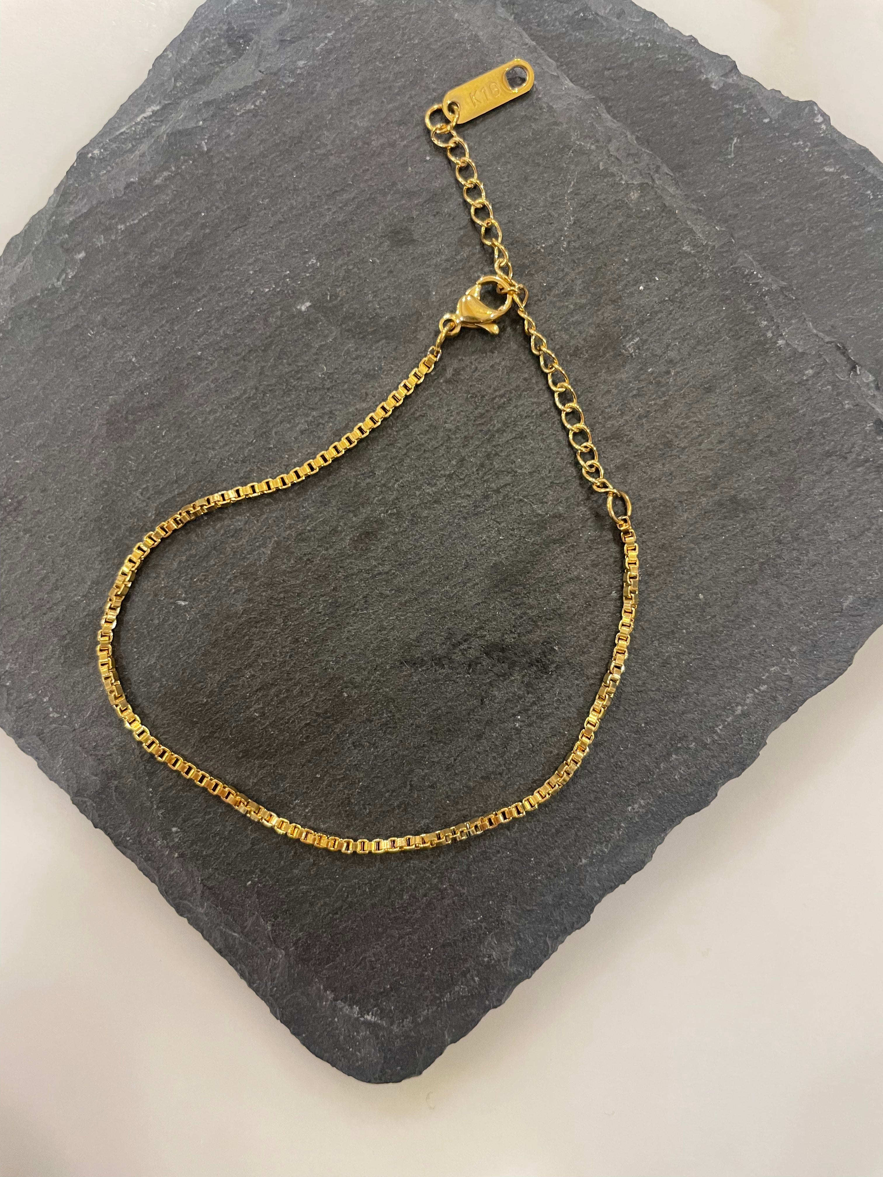 Lucille Dainty Bracelet for Women - Elegant Gold/Silver Minimalist Jewelry - Perfect for Everyday Wear, Date Night & Special Occasions