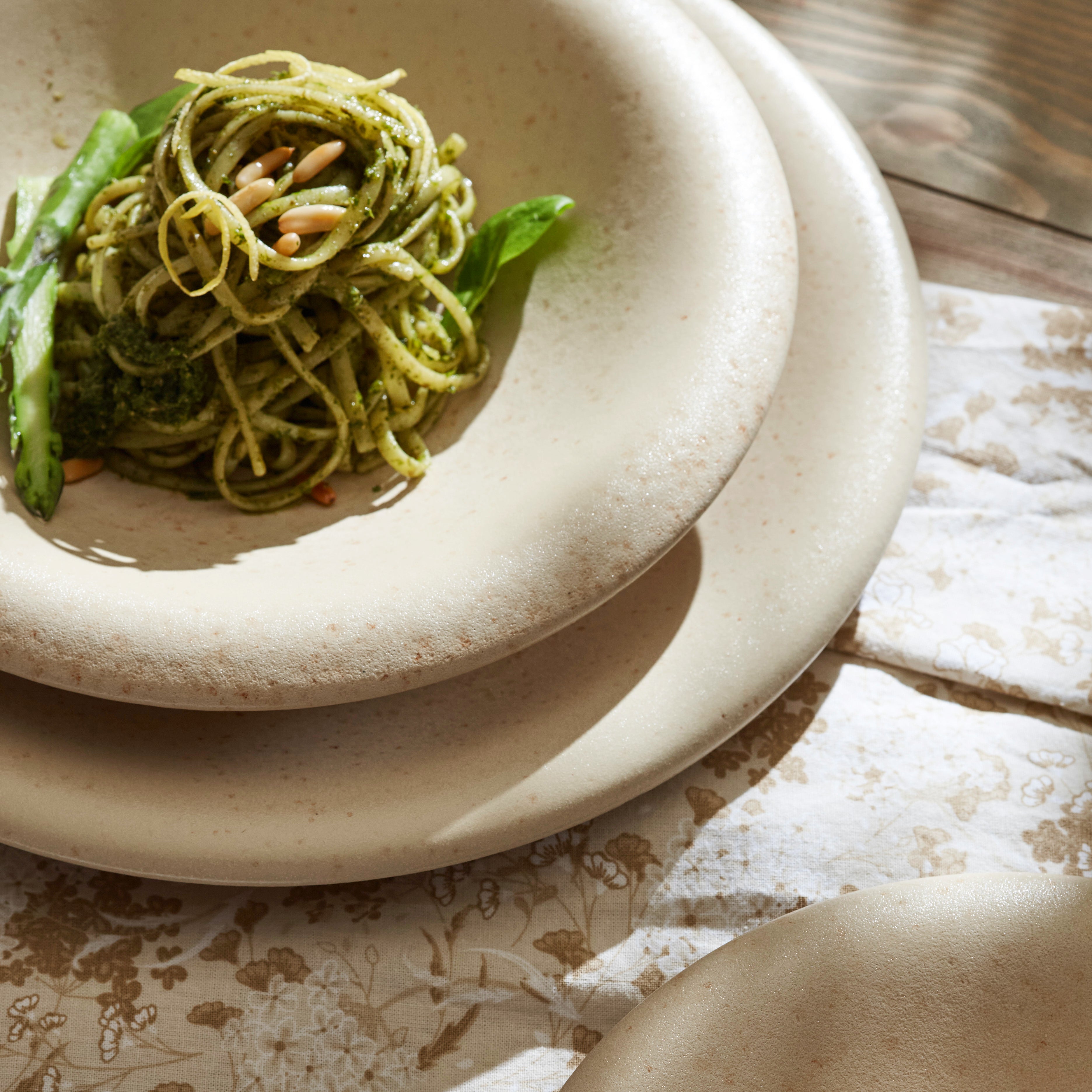 Premium Aro Stoneware Dinnerware Set - Cream Matte Finish - Handcrafted in Portugal - Scratch & Chip Resistant - Elegant Tableware for Everyday Dining & Entertaining