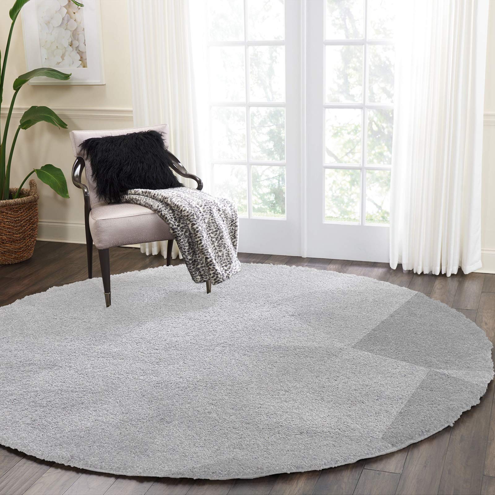 Ultra Soft 5ft Round Area Rug - Geometric Triangle Grey Fluffy Shag Absorbent Water Circle Carpet | Non-Slip Nursery Rug for Living Room, Dining Room, Bedroom | Modern Ombre Home Decor for Cozy Spaces & Kids Play Areas