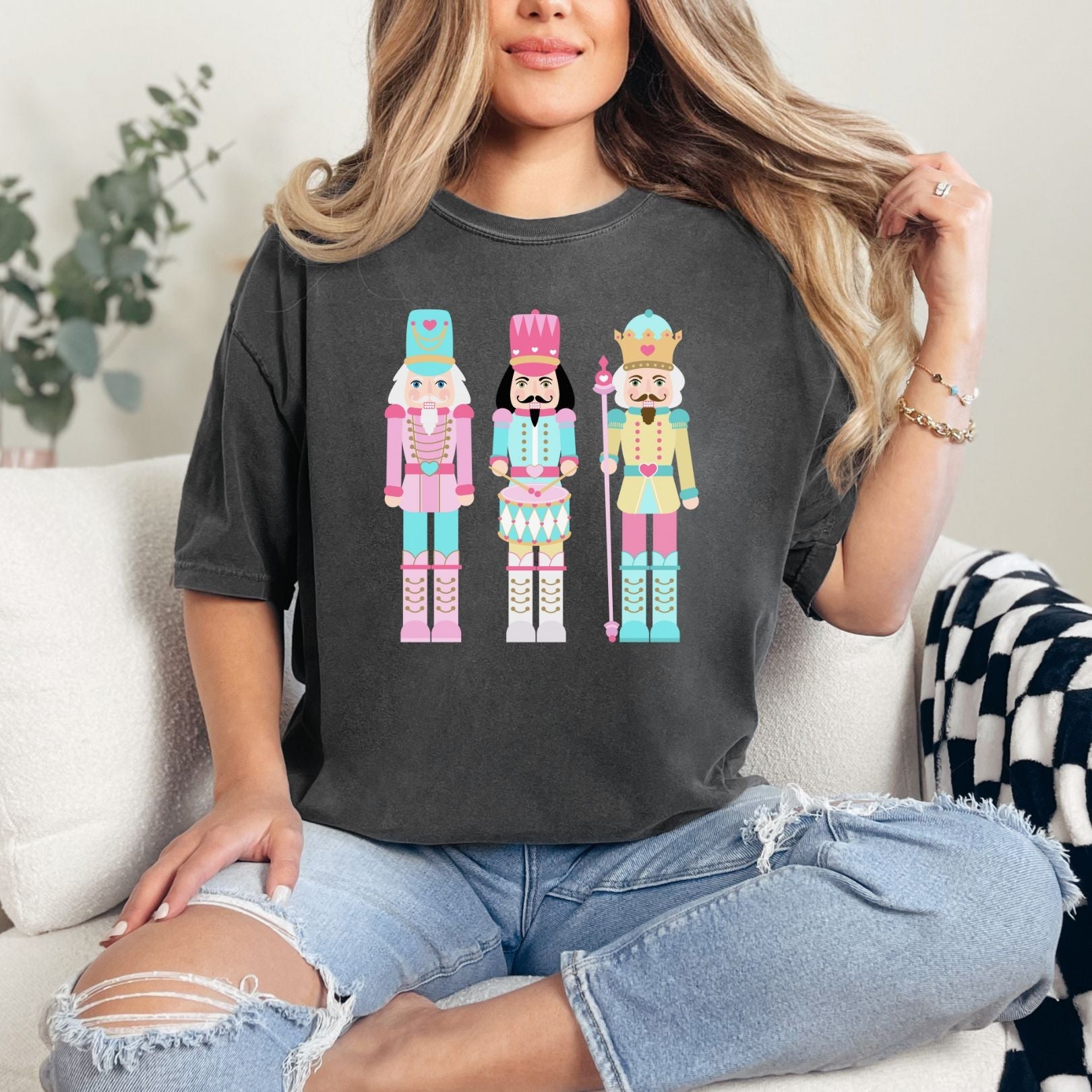 Nutcracker Trio Graphic Tee - Christmas Holiday T-Shirt for Men & Women - Casual Festive Outfit for Parties, Gifts & Family Gatherings