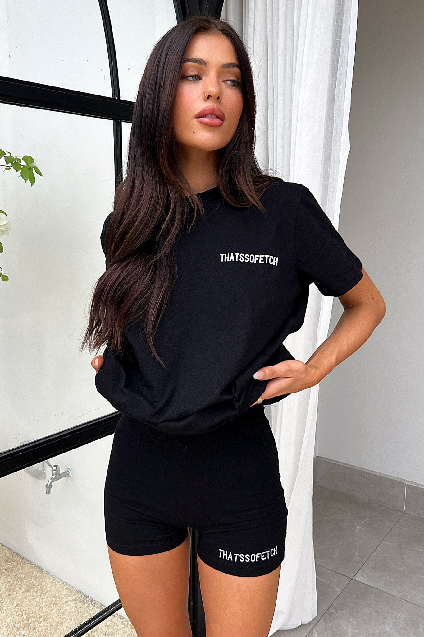Jaska Tee Black - Premium Cotton T-Shirt for Men & Women | Casual Wear, Street Style & Everyday Comfort