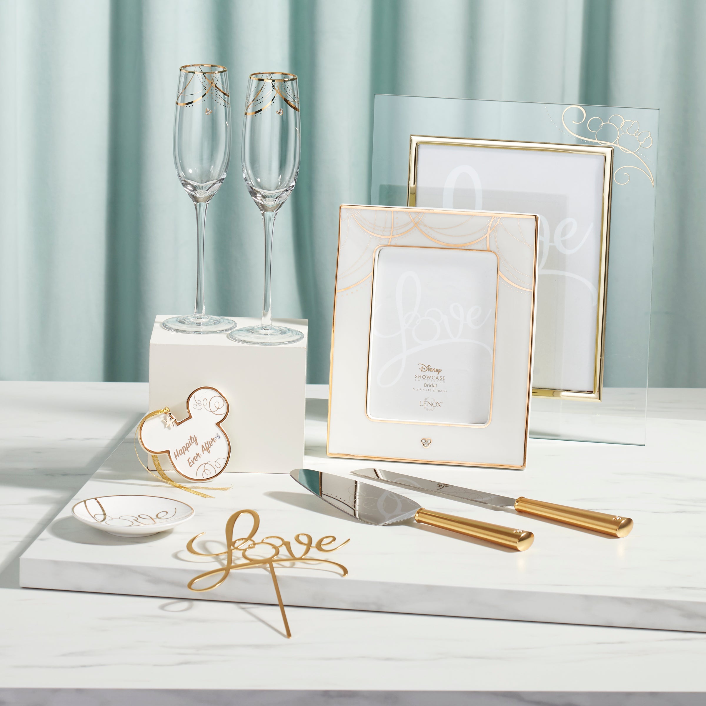 Disney Princess Bridal Ring Dish - Elegant Ceramic Jewelry Holder for Wedding & Engagement Rings - Perfect for Bridal Showers, Proposals & Wedding Gifts