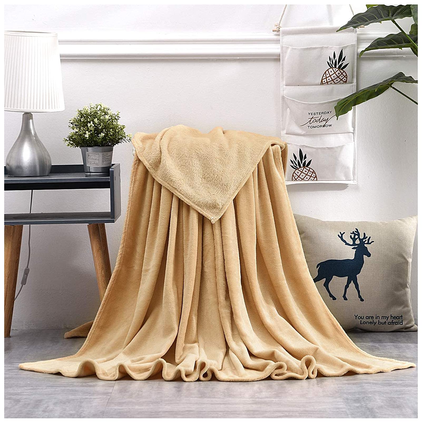 YSDQ Flannel Fleece Microfiber Throw Blanket - Ultra Soft & Warm Chunky Knit Blanket for Sofa, Bed, Chair, Travel & Airplane Use - Cozy Home Decor & Gift Idea