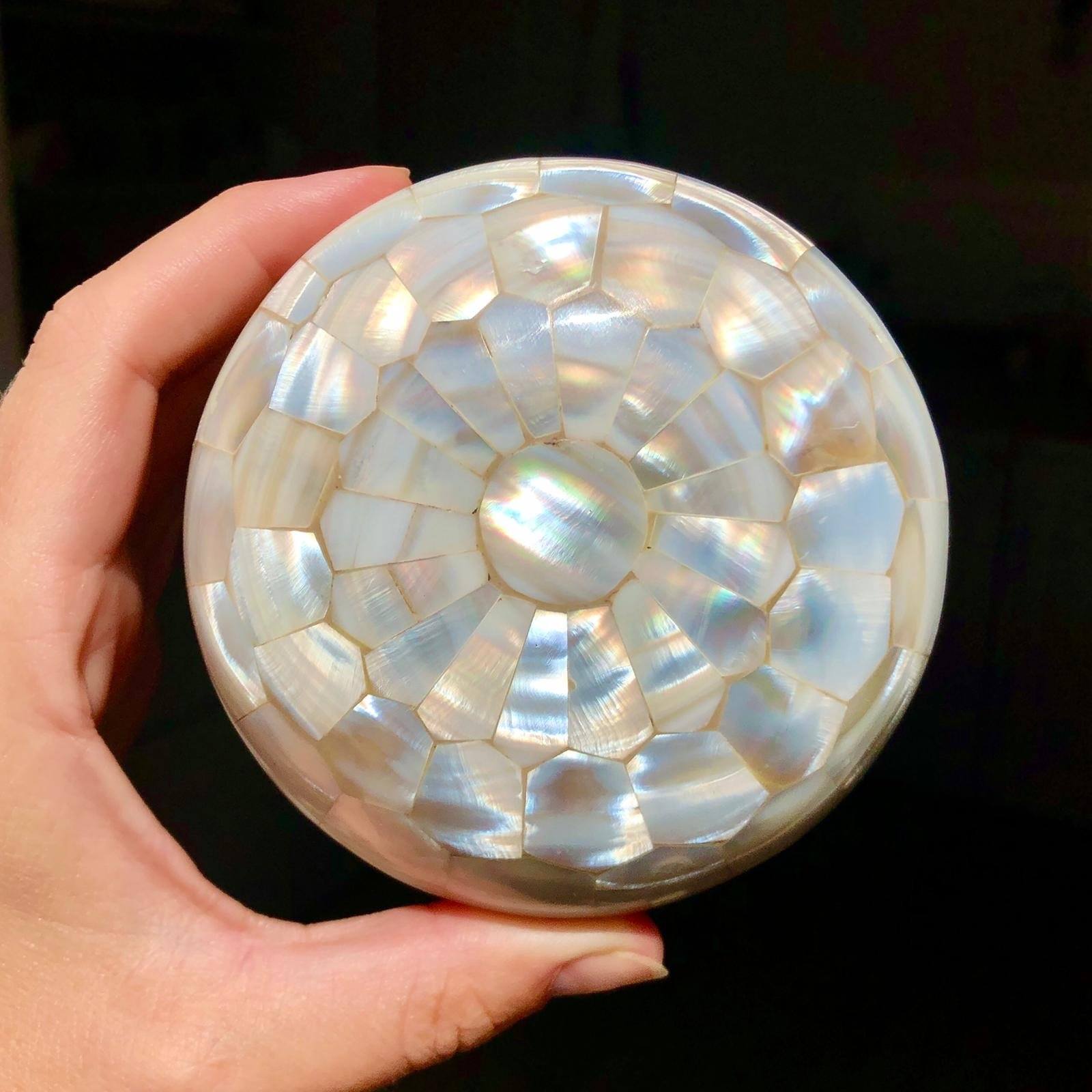 Large Mother of Pearl Trinket Box - Elegant Jewelry Storage Organizer for Rings, Earrings & Small Treasures - Perfect for Vanity, Dresser or Gift Giving