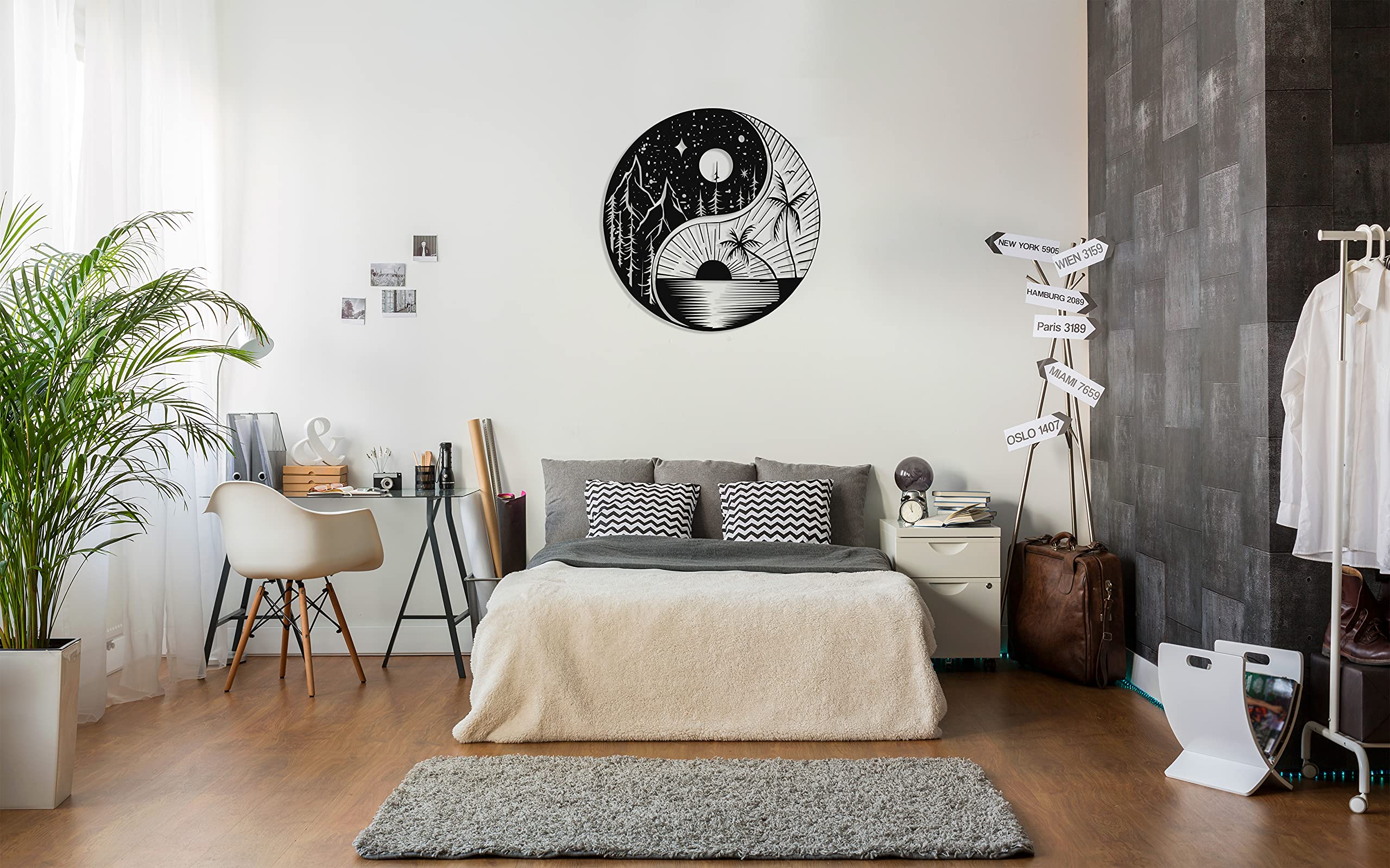 Yin Yang Sun and Moon Metal Wall Art - 14 Inch Black Abstract Wall Decor for Home, Office, Living Room, Kitchen, Bathroom & Outdoor Spaces | Farmhouse & Modern Wall Hangings | Perfect for Meditation Rooms, Yoga Studios & Zen Decor