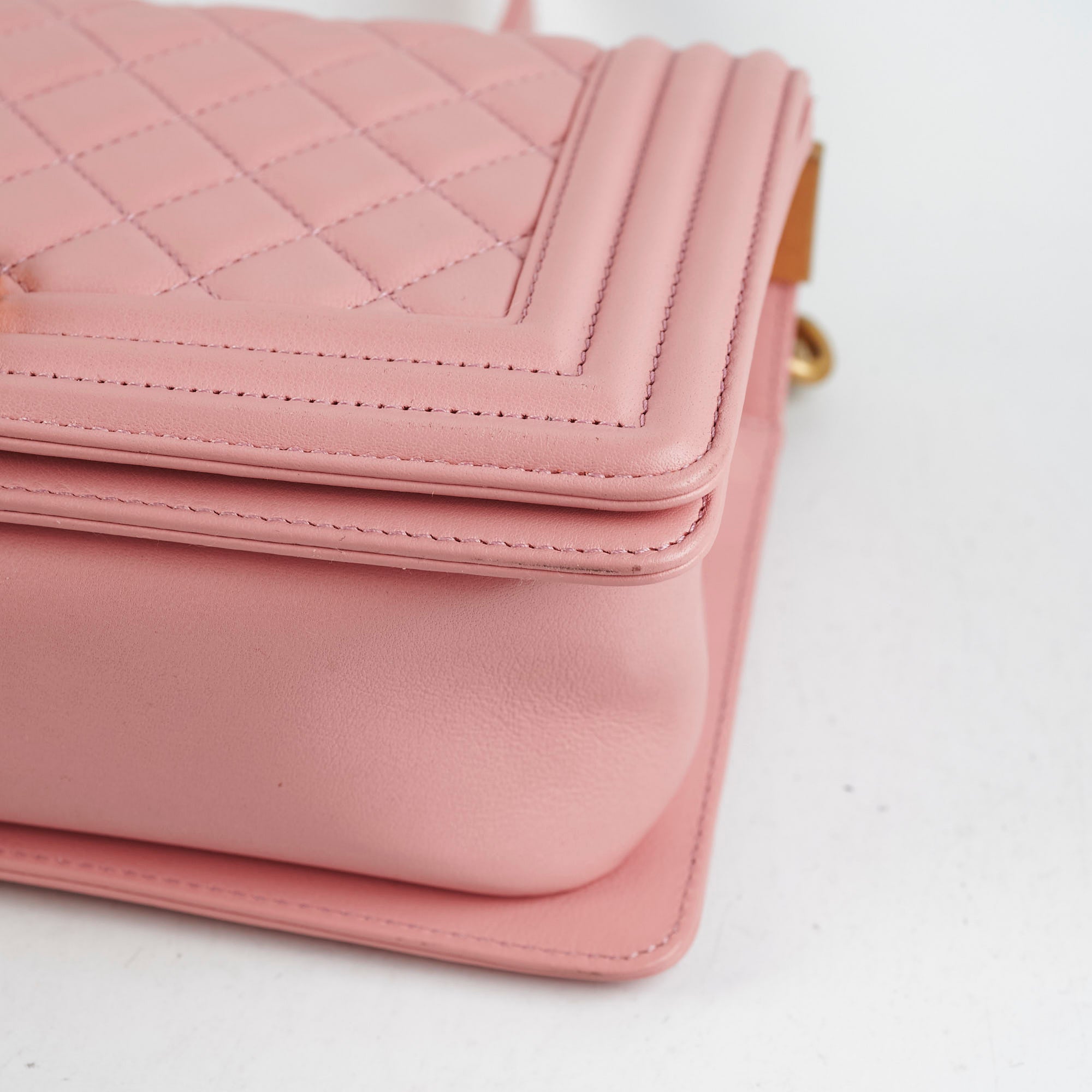 Chanel Old Medium Boy Bag in Pink Lambskin Leather - Luxury Crossbody Bag for Women, Perfect for Date Night & Special Occasions