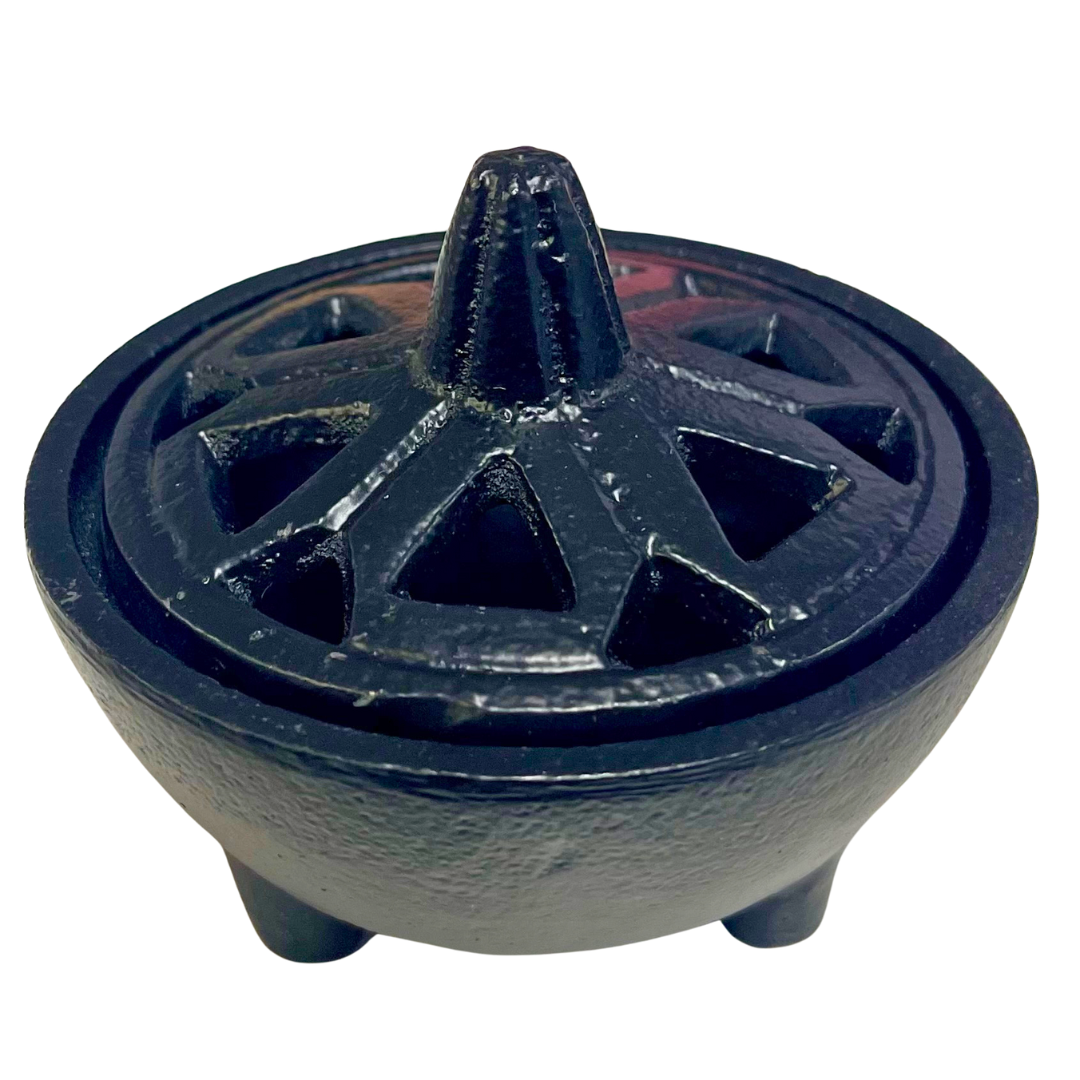 Small 8cm Cast Iron Cauldron with Lid - Perfect for Witchcraft, Halloween Decor & Herbal Tea Brewing - Vintage Cutwork Design for Rituals & Home Decor