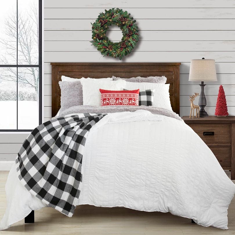 Emma Faux Fur Comforter Set - Soft & Luxurious Bedding Collection for Winter - Queen/King Size - Perfect for Cozy Bedrooms, Guest Rooms & Winter Home Decor