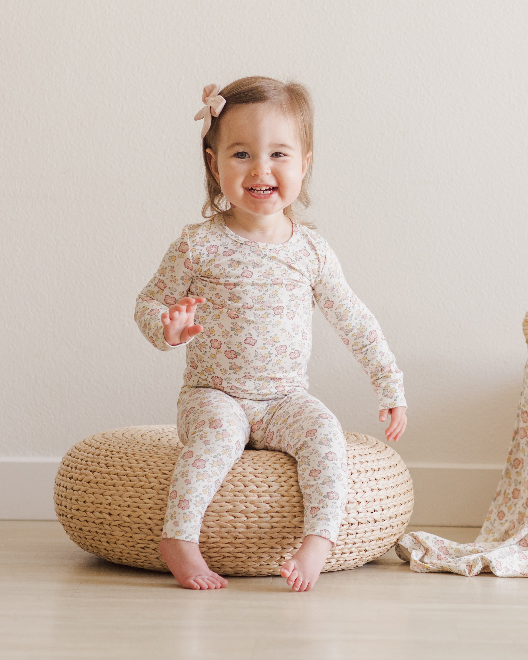Premium Bamboo Pajama Set for Women - Soft & Breathable Sleepwear | Cozy Loungewear for Nighttime Relaxation & Home Comfort