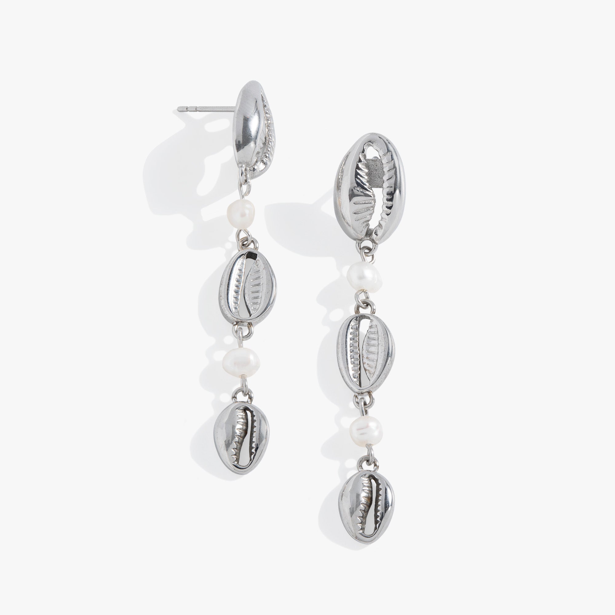 Exquisite Cowrie Shell Drop Earrings for Women - Handmade Boho Beach Jewelry - Perfect for Summer Vacations, Beach Weddings & Boho Fashion