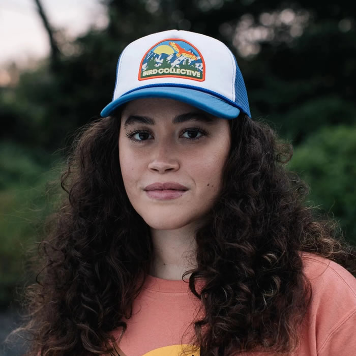 HawkWatch Trucker Hat for Men & Women - Stylish Blue Jay Design Baseball Cap for Outdoor Activities, Hiking, and Casual Wear