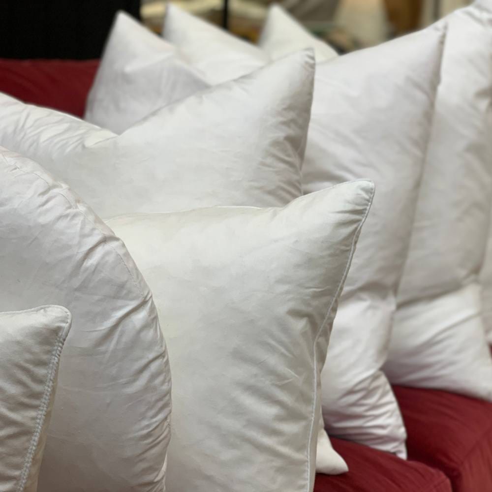 60x60cm Feather Cushion Insert - Soft & Fluffy Pillow Filler for Sofa, Bed, Chair - Home Decor & Comfort Enhancement