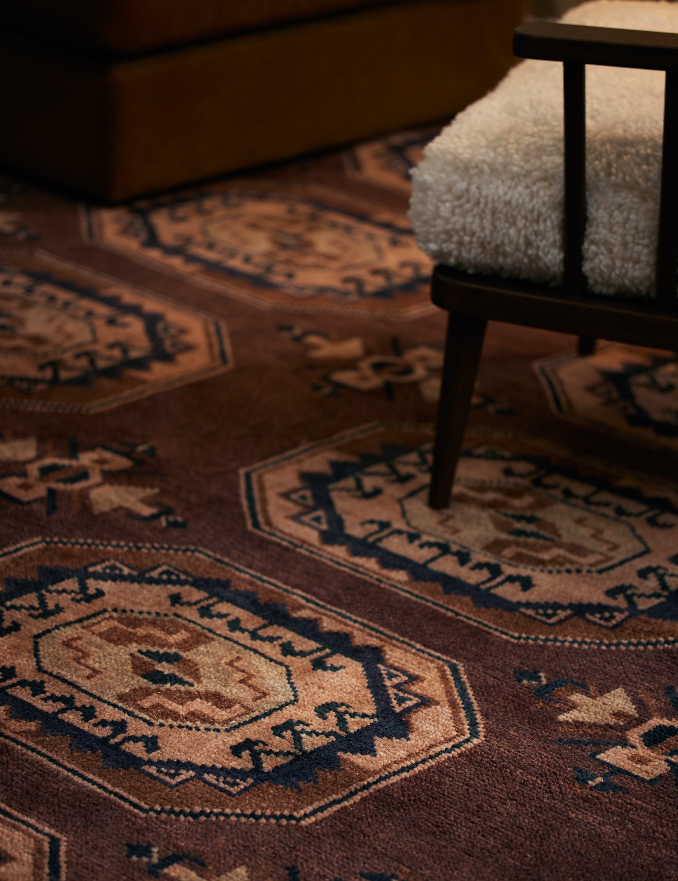 Hand Knotted Wool Rug Swatch - 18x18 Inch Premium Quality - Caprice Collection - Perfect for Living Room, Bedroom & Home Decor