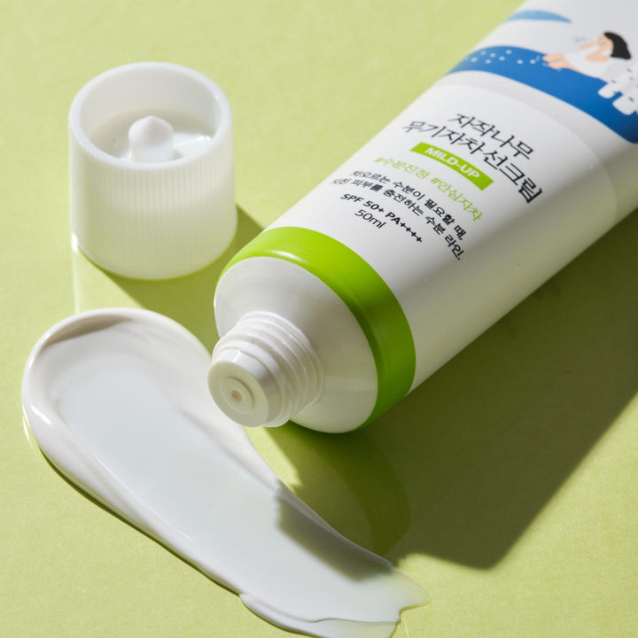 ROUND LAB Birch Mild Up Physical Sunscreen SPF50+ PA++++ 50ml - Gentle Mineral Sunscreen for Sensitive Skin - Daily UV Protection for Face & Body - Perfect for Outdoor Activities & Beach Days