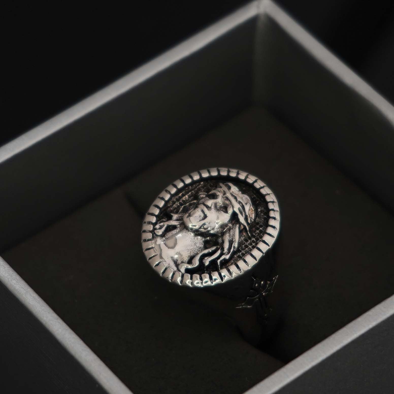 PikaLF Vintage Jesus Signet Ring for Men - Catholic Christian Cross Ring, Religious Amulet Jewelry - Perfect for Baptism Gifts, Church Events & Faith-Based Fashion