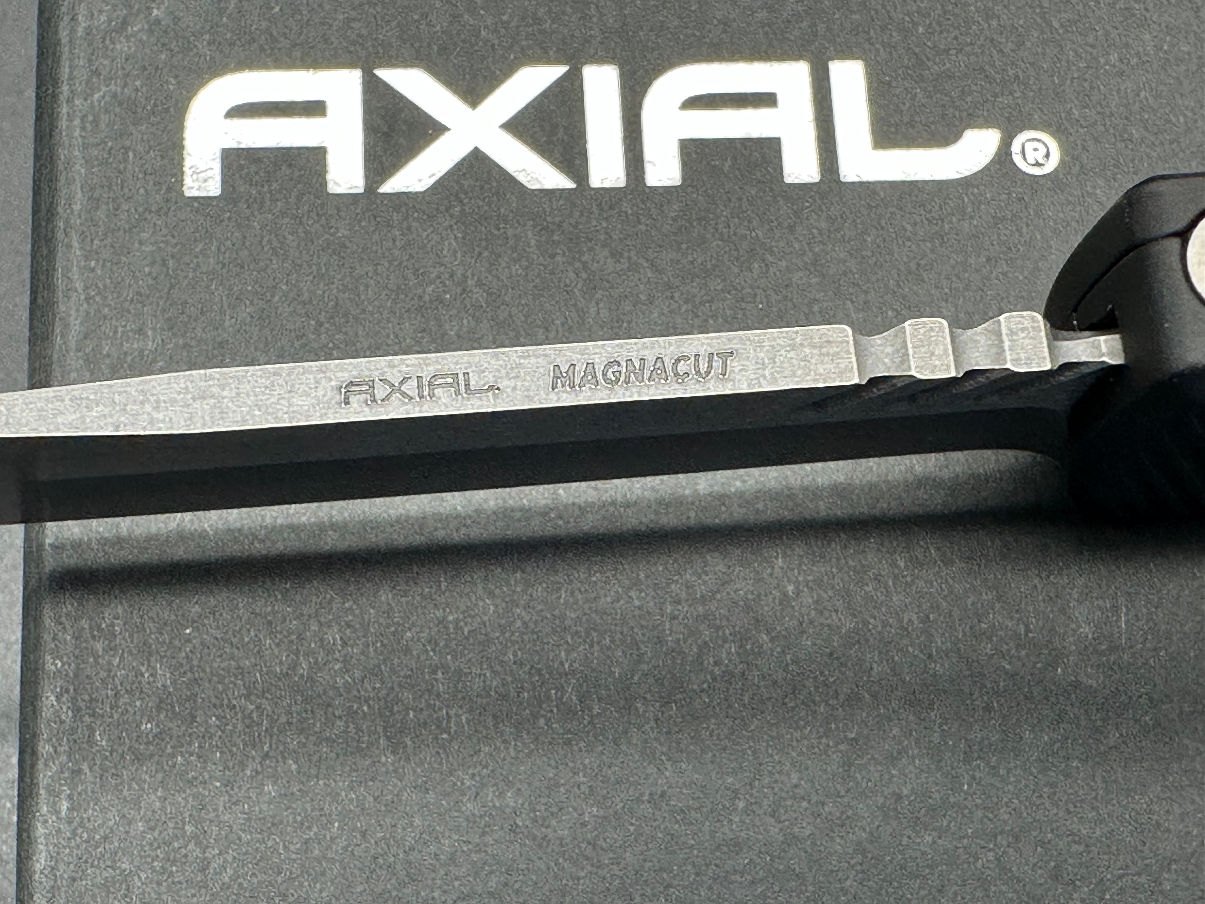 Axial Shift 3.0 OTF Knife - 3.2