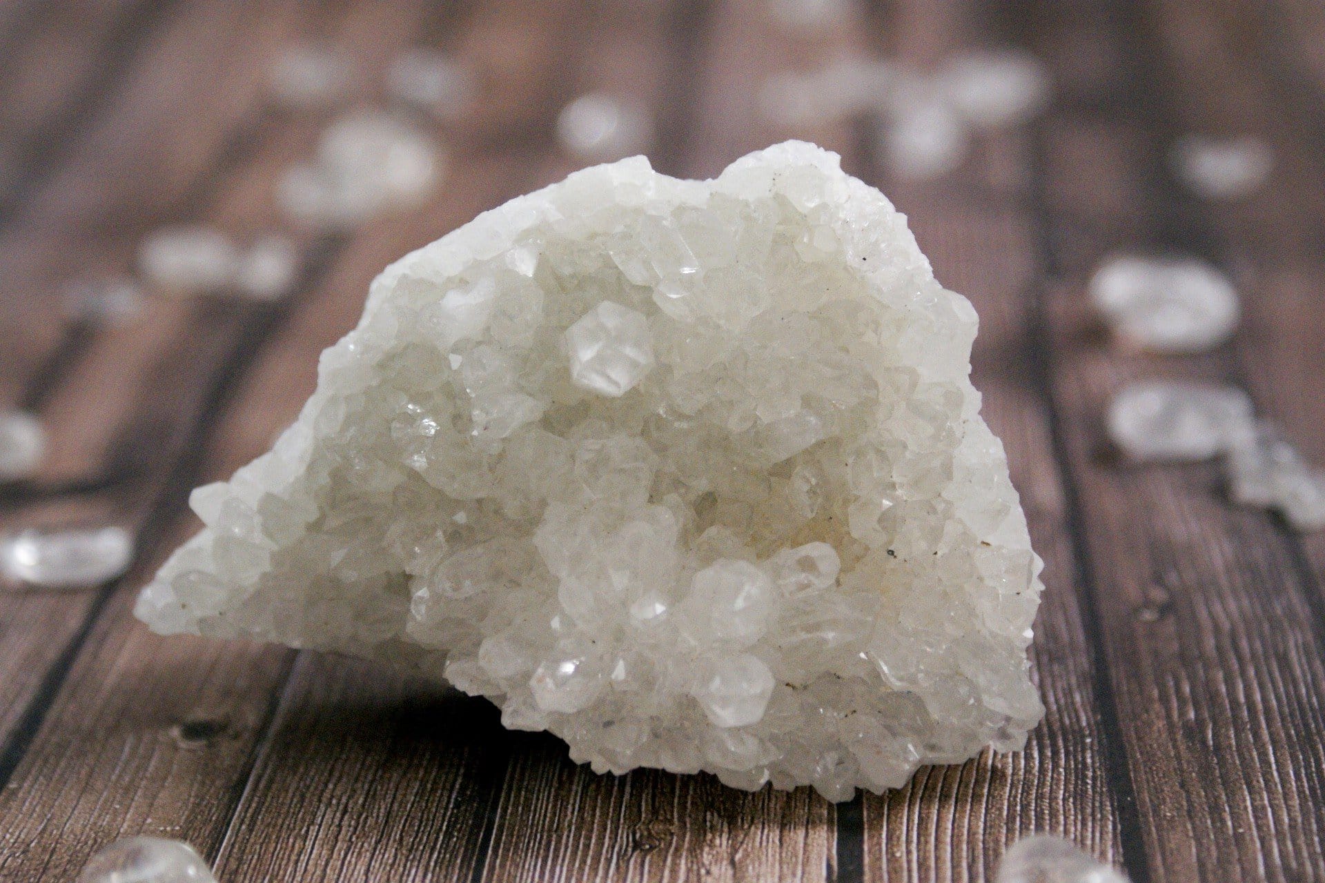 Natural Bulgarian Quartz Crystal - Healing Stone for Meditation, Energy Cleansing & Home Decor | Perfect for Reiki, Feng Shui & Spiritual Practices