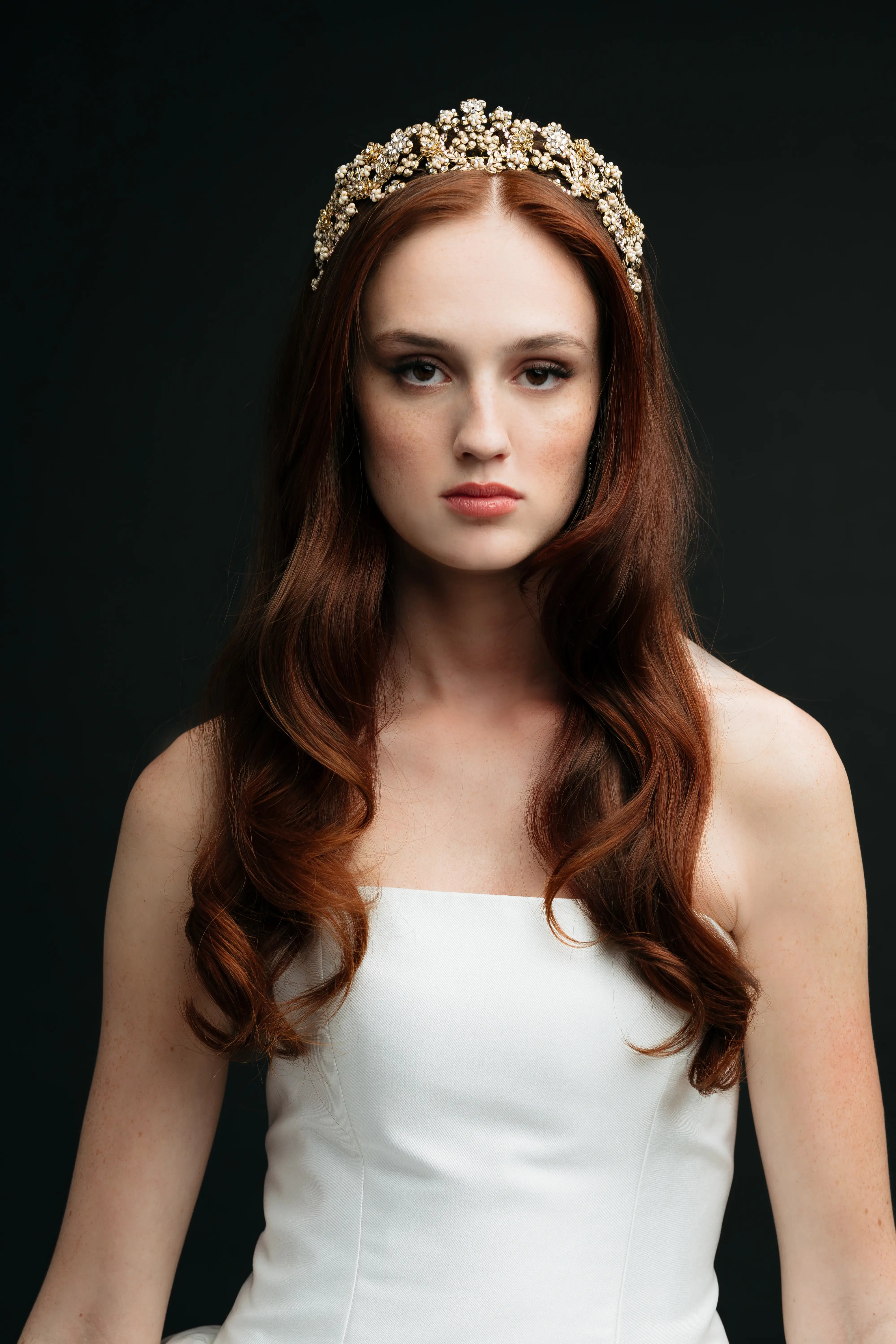 Serenade Crown - Elegant Rhinestone Tiara for Women, Bridal Hair Accessories, Prom Queen Headpiece, Pageant Jewelry - Perfect for Weddings, Proms, Pageants & Special Occasions