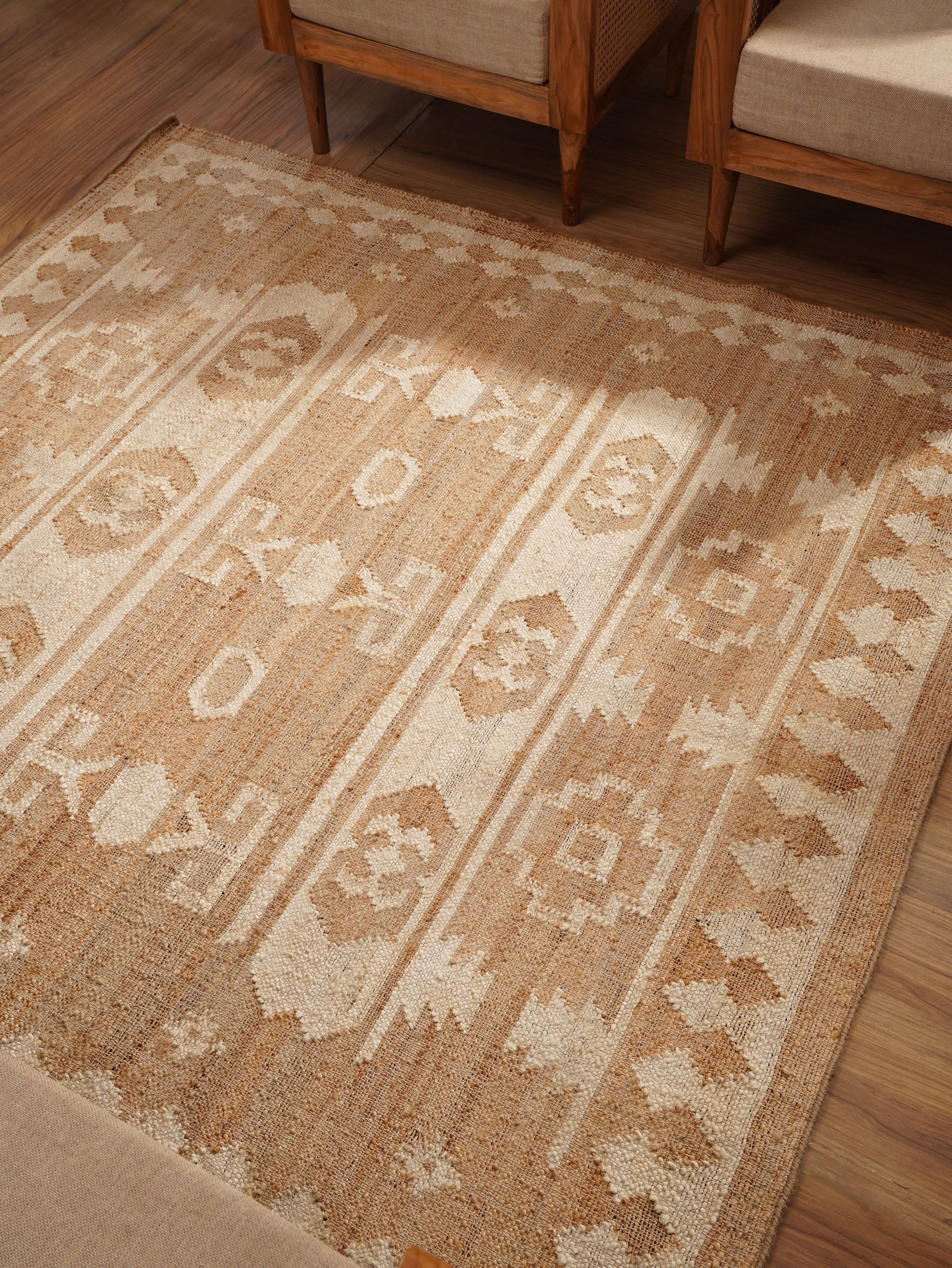 Premium Jute Braided Rug - Natural & Eco-Friendly Floor Mat for Living Room, Bedroom, or Patio - Handwoven & Durable Home Decor