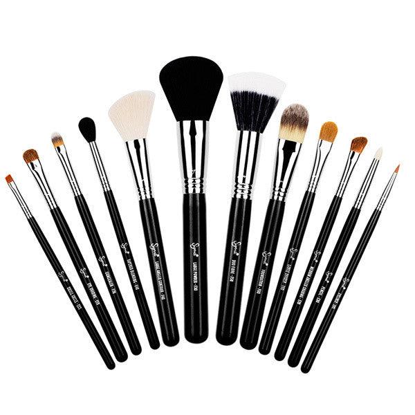 Sigma Essential Kit - Professional Makeup Brush Set for Flawless Beauty Application | Perfect for Makeup Artists & Beauty Enthusiasts | Home & Salon Use