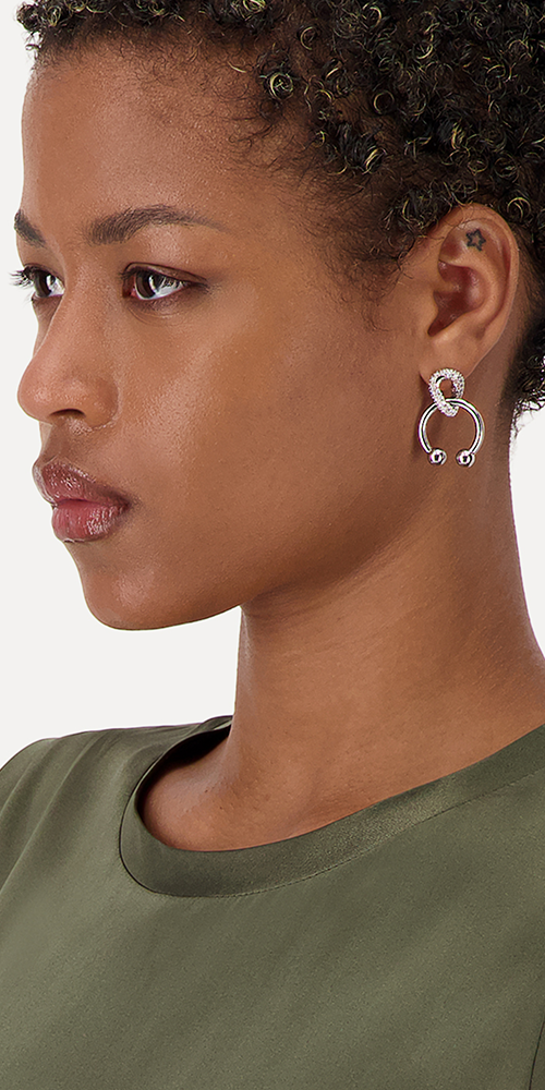 Holly Leaf Stud Earrings for Women - Christmas Holiday Jewelry Gift for Party & Festive Occasions