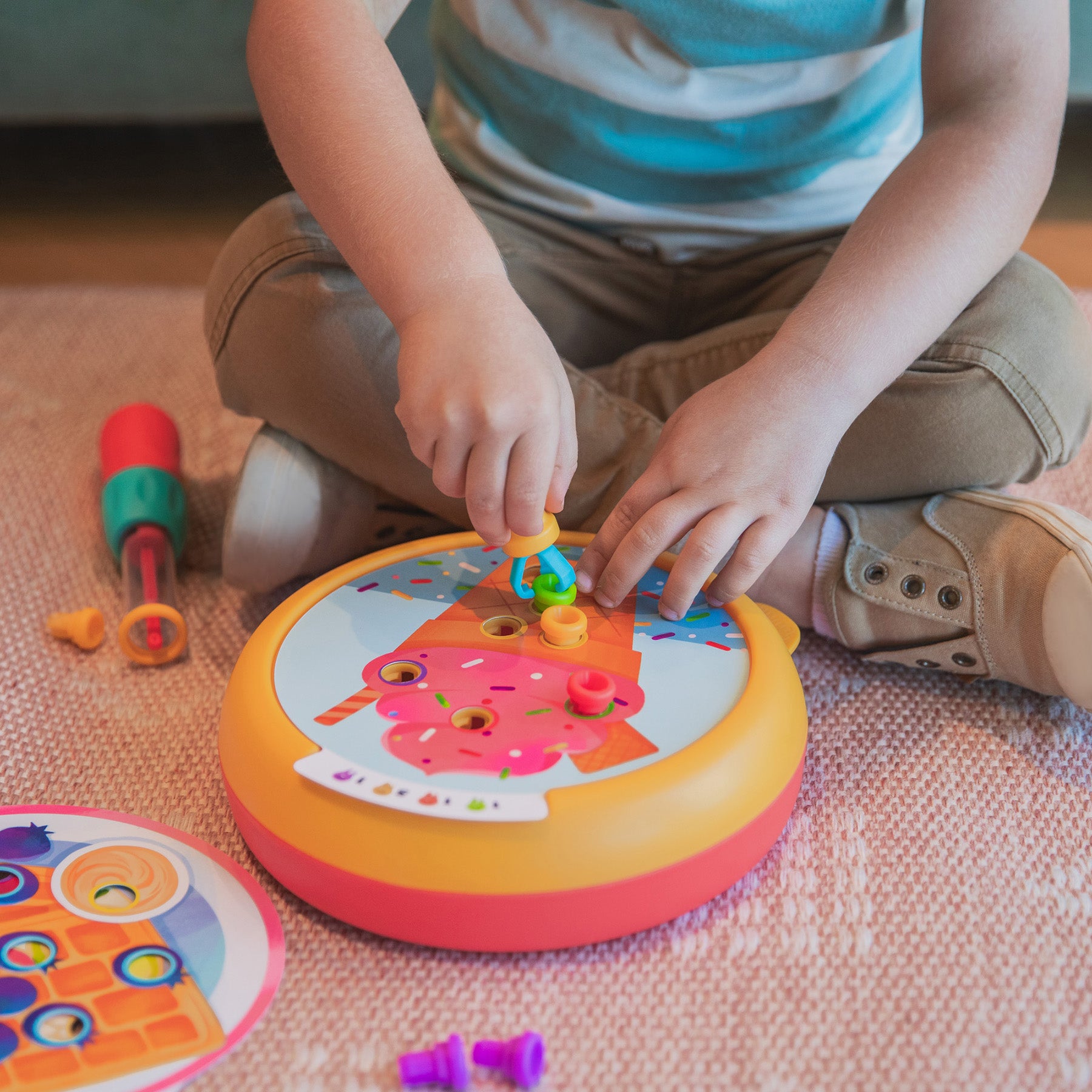Educational Insights Rivet Pop Cafe - Colorful STEM Learning Toy for Kids | Interactive Building & Engineering Play Set | Perfect for Classroom & Home Learning Activities
