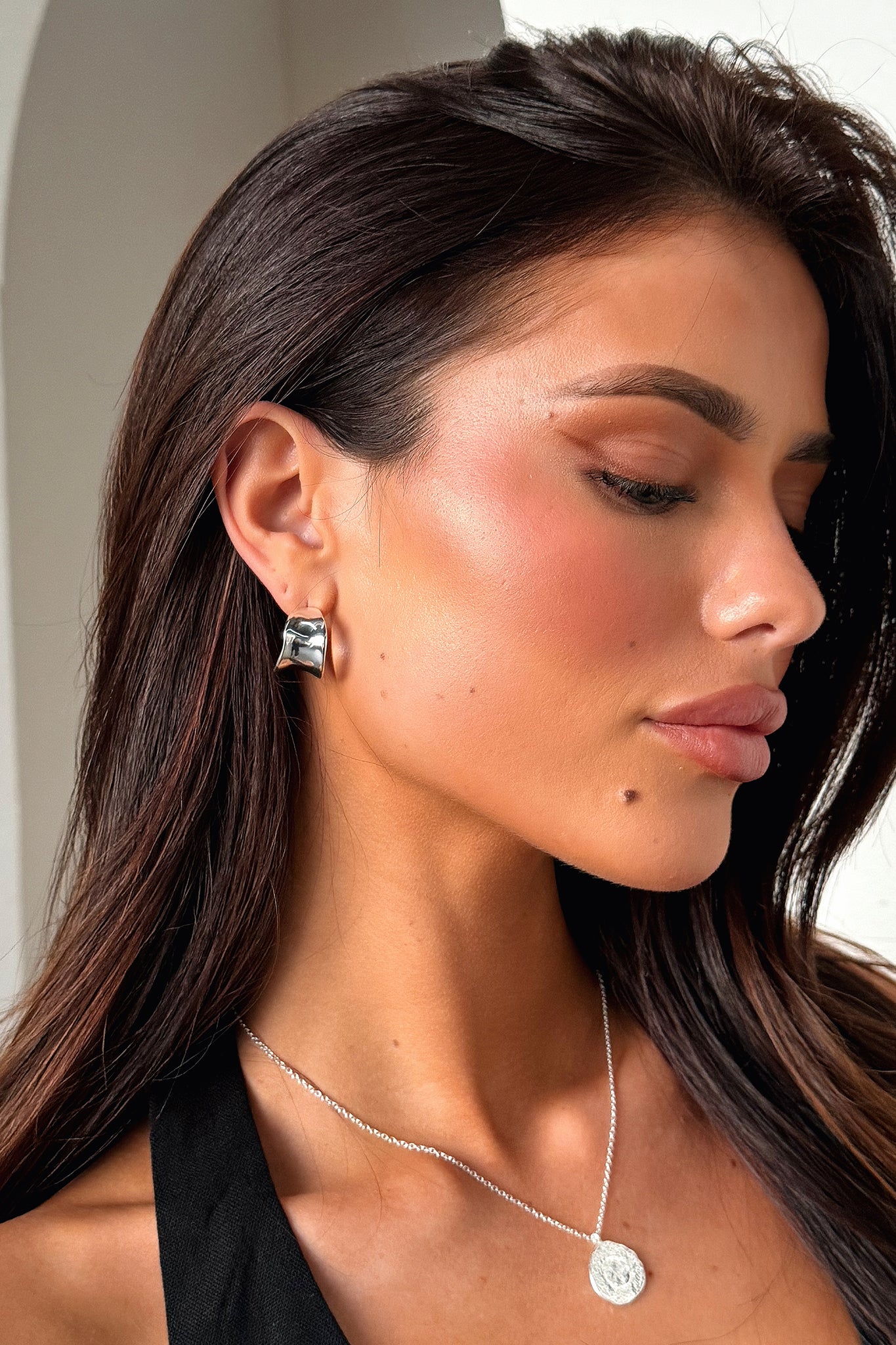 Ilaria Silver Hoop Earrings for Women - Elegant & Hypoallergenic Jewelry for Everyday Wear, Parties & Special Occasions