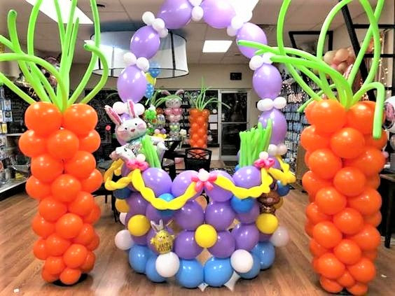 Easter Basket Picture Frame Arch & Carrot Column Decorating Set - Spring Home Decor, Easter Party Supplies, Holiday Table Centerpiece