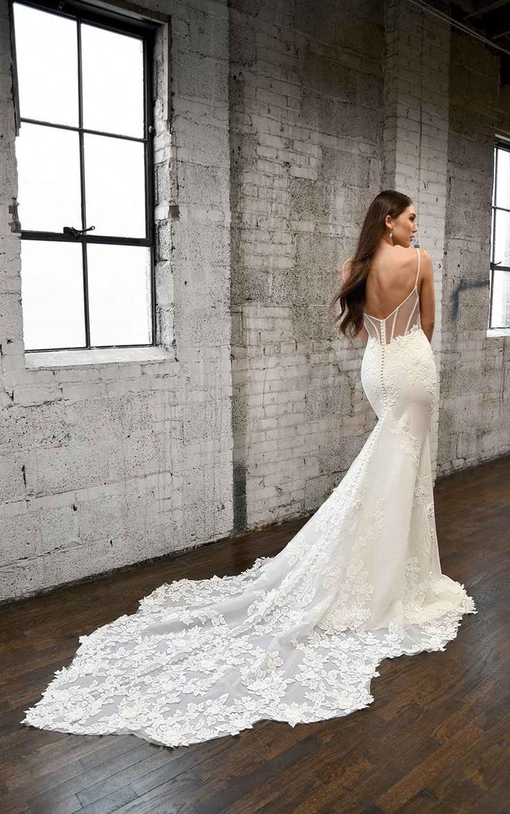 Martina Liana 1390 Wedding Dress - Elegant A-Line Lace Bridal Gown for Church Ceremony & Formal Reception