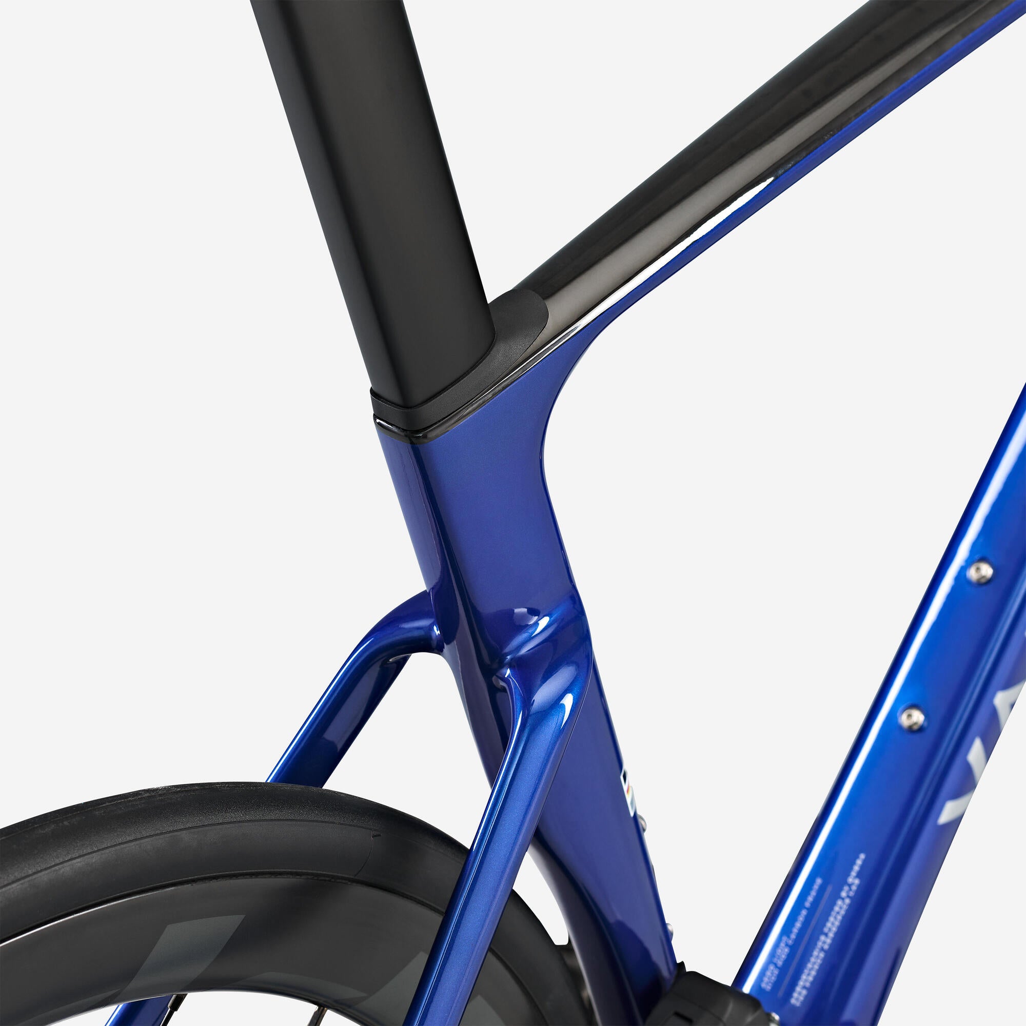 Van Rysel RCR Rival AXS Power Sensor Road Bike - Lightweight Carbon Frame & Wireless Shifting for Competitive Cycling & Endurance Training